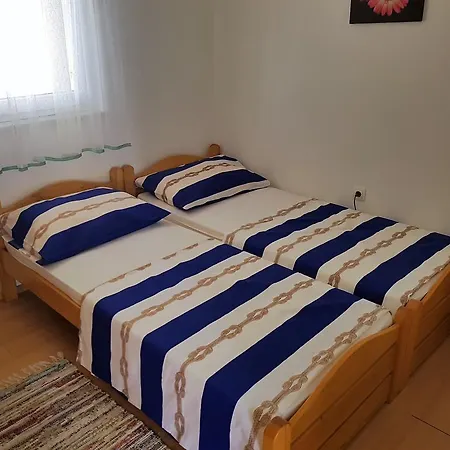 Ana Apartament Vir